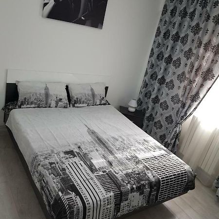 Apartament Flo コンスタンツァ エクステリア 写真