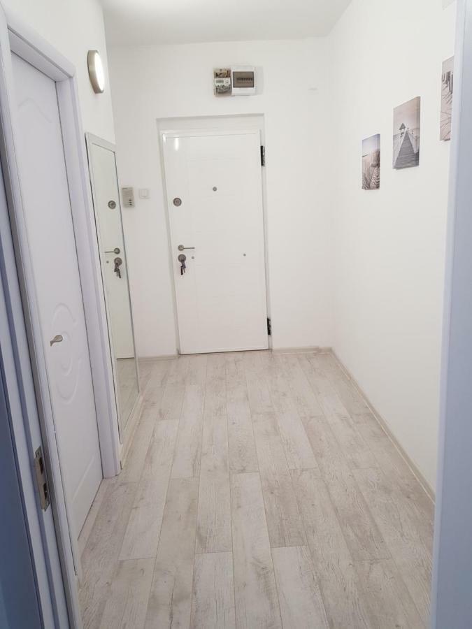 Apartament Flo コンスタンツァ エクステリア 写真